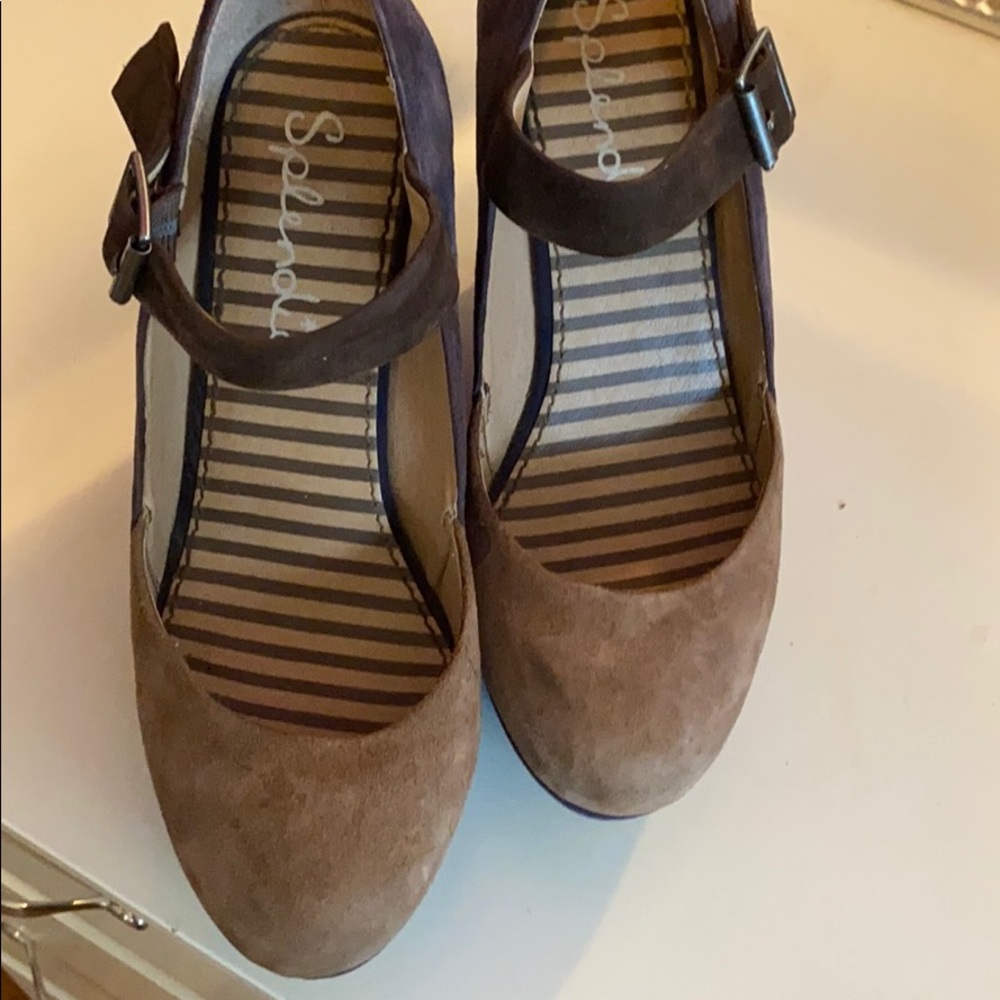 Splendid wedge heel